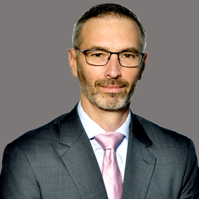 A headshot for Matthew Tapscott