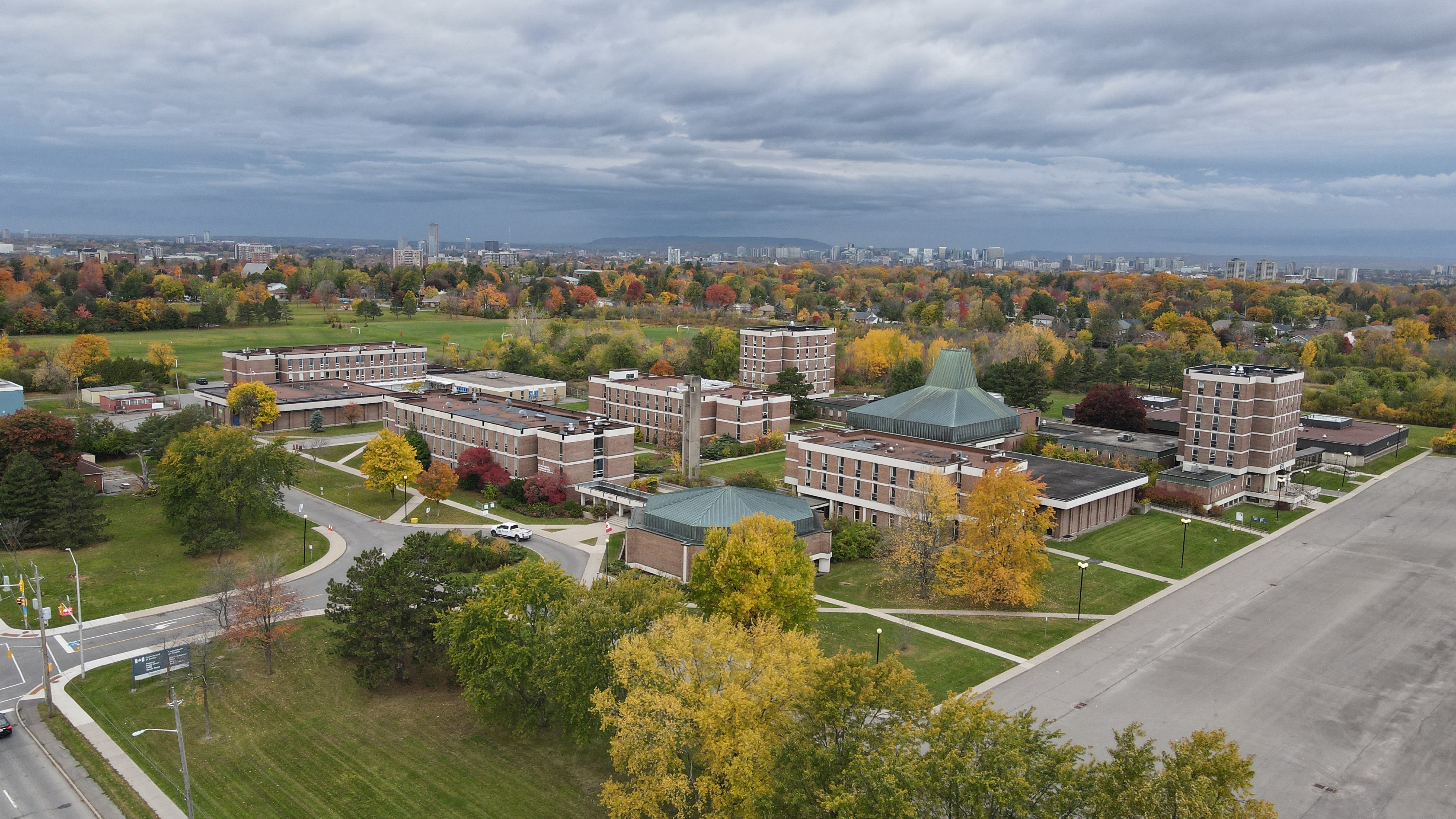 Corner picture of Heron road property