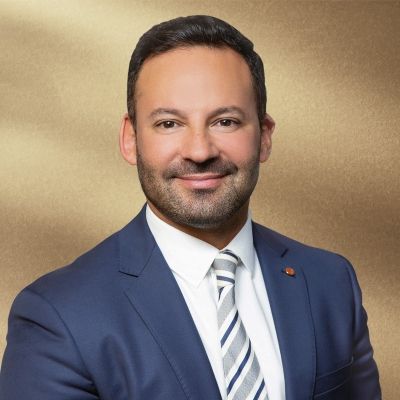Marcelo Gomez-Wiuckstern headshot