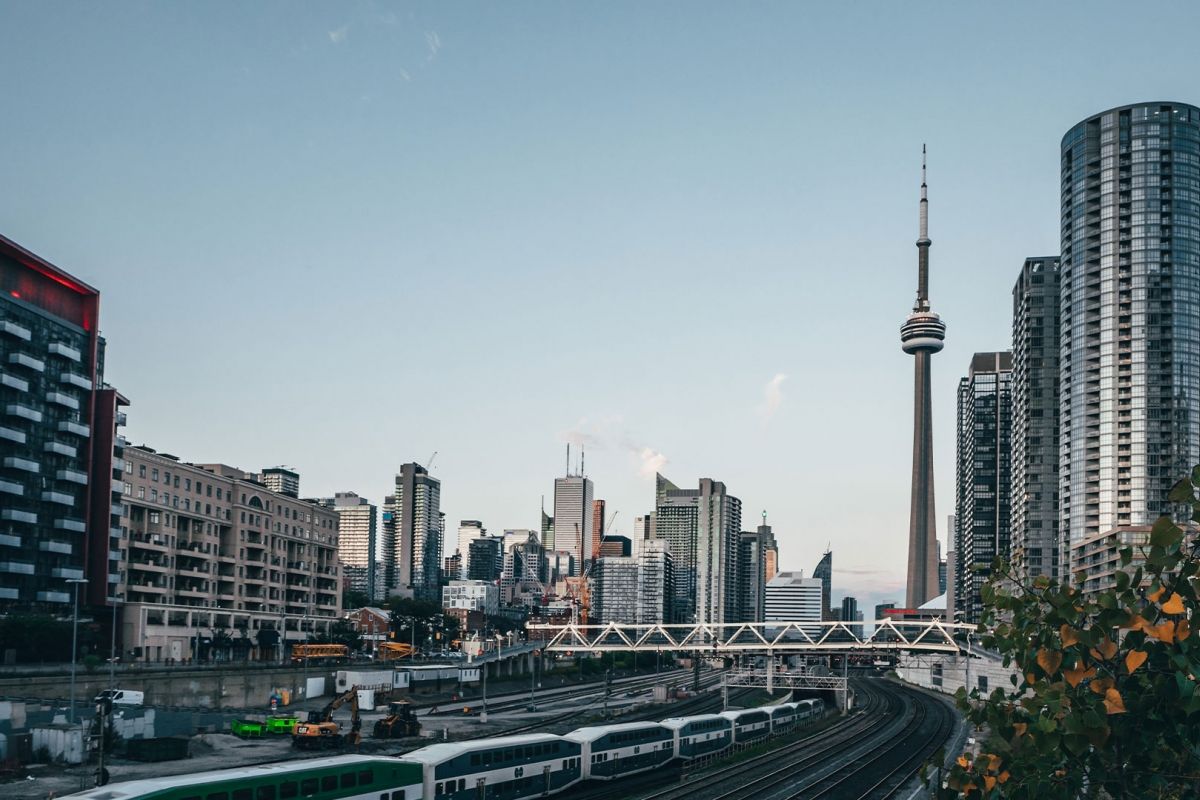 Toronto skyline with CN Tower