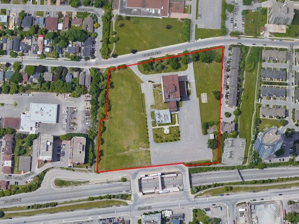 Area image showing 250 Lanark Avenue