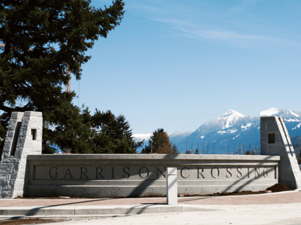 Garrison Crossing Exterior